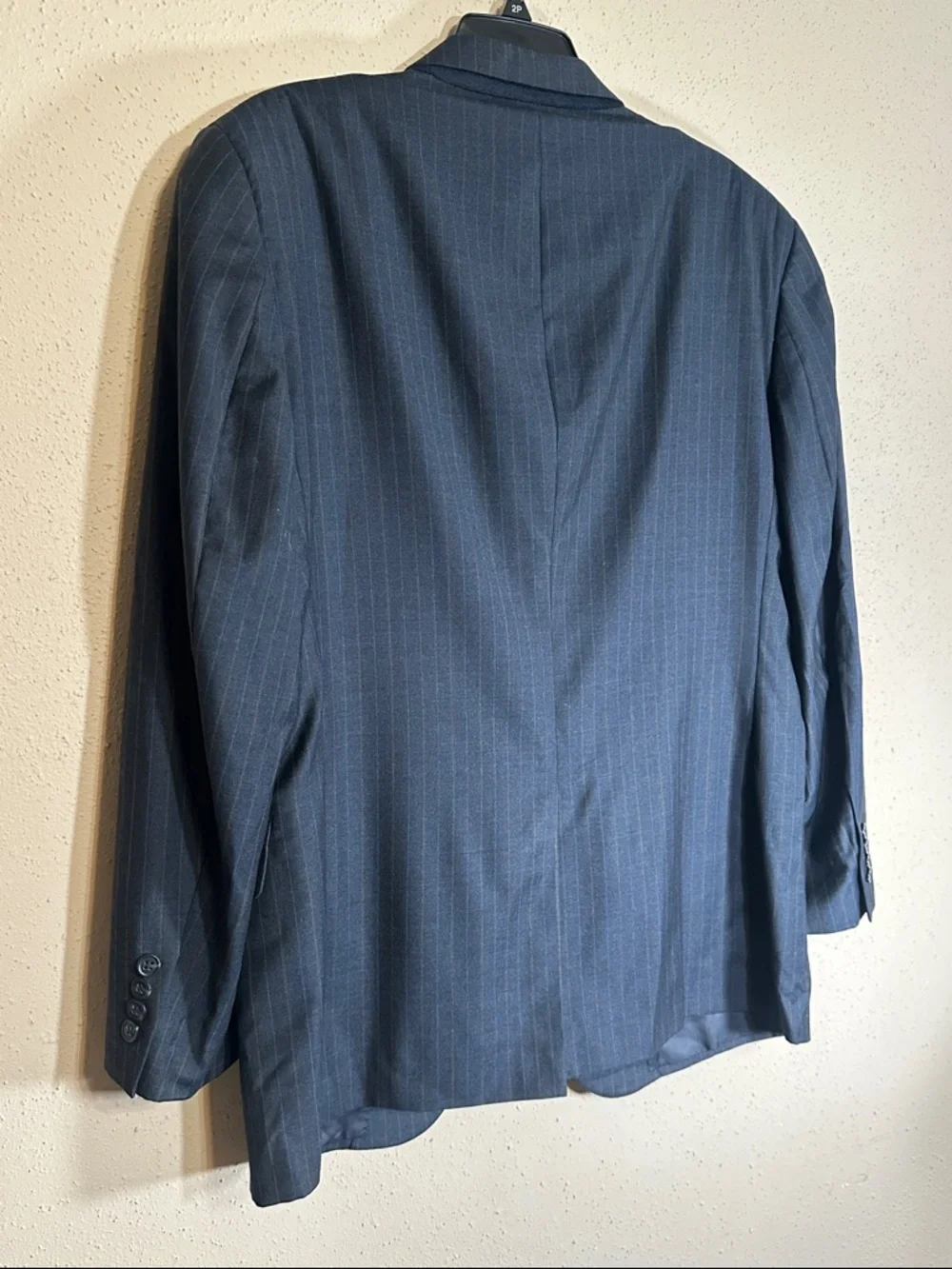 Jos. A. Bank Navy Blue Pinstripe Two-Button Suit Jacket Mens size 44 R